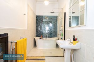 Bathroom- click for photo gallery